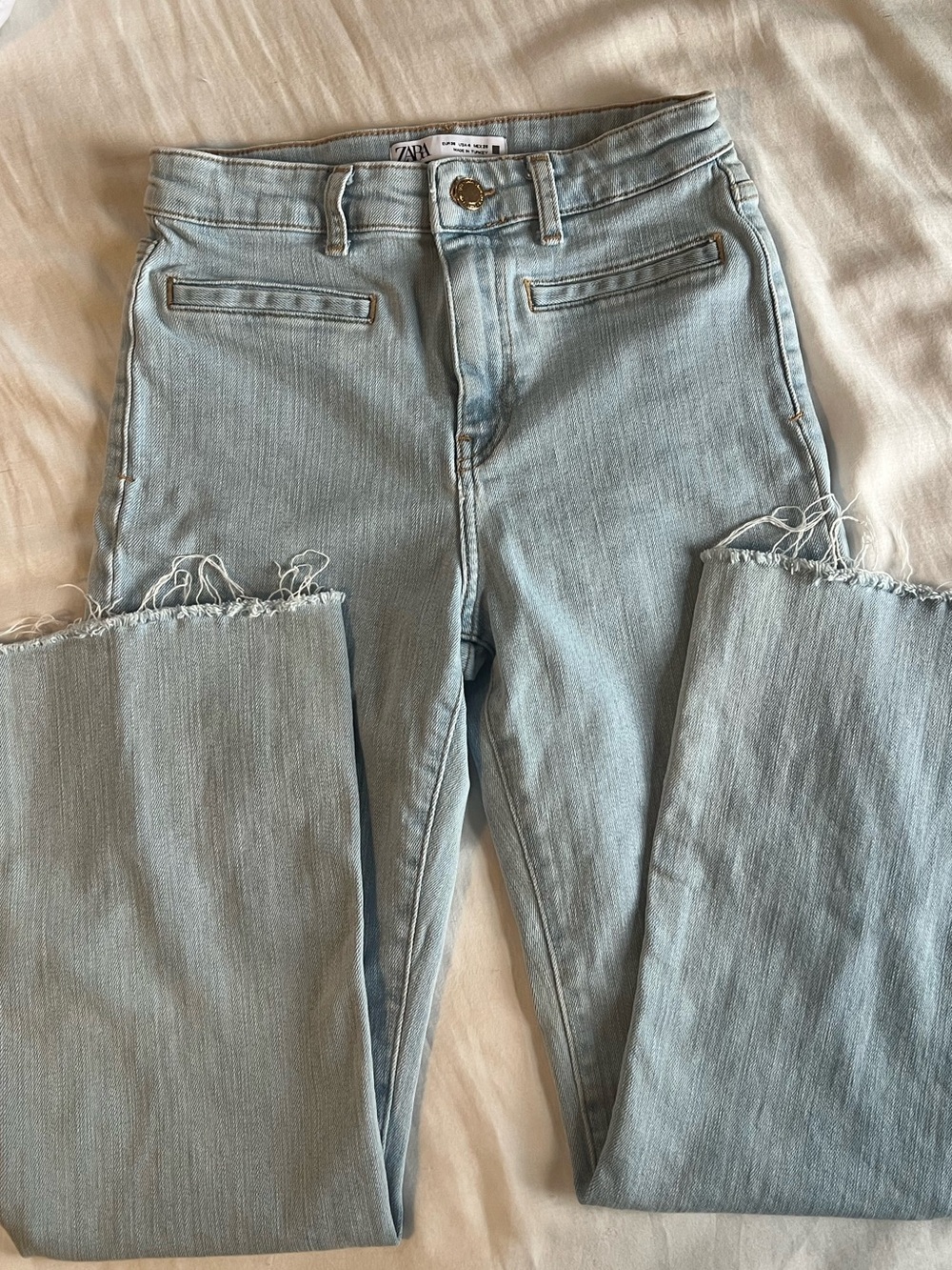 Zara Pale Blue High-Rise Frayed Hem Jeans